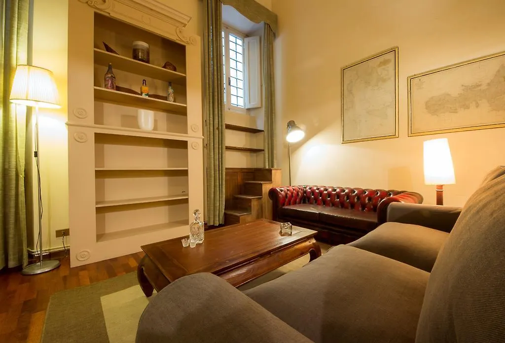 Santa Croce Elegant Studio Florence Apartment