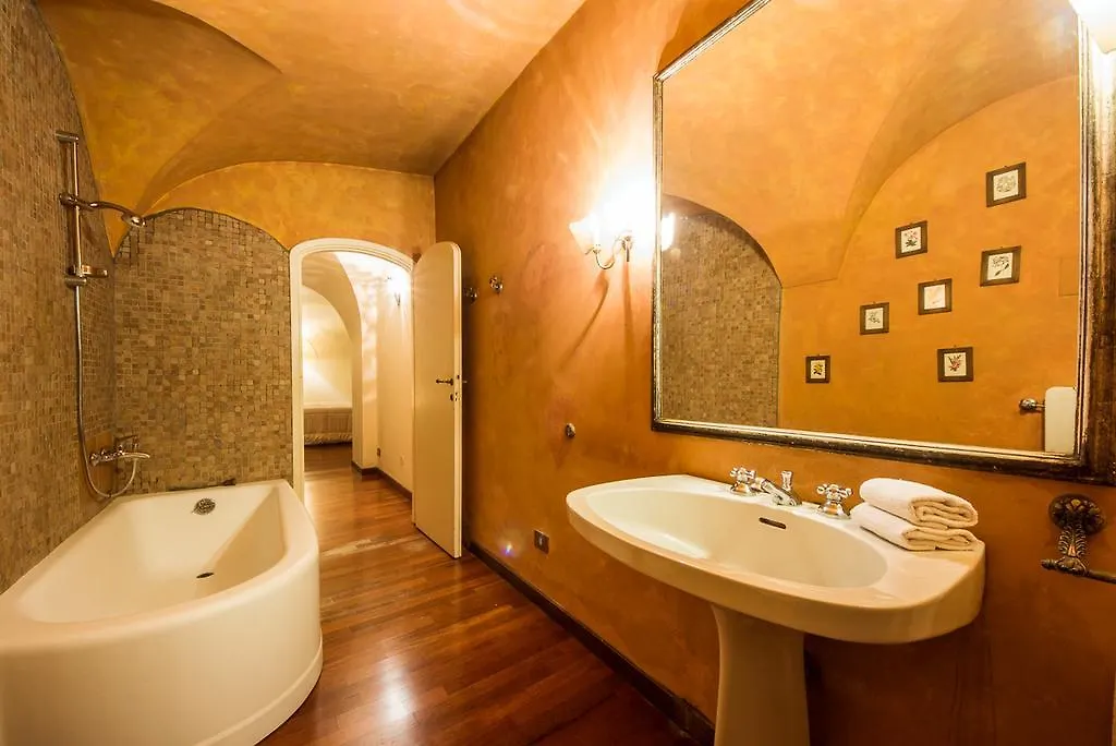 Santa Croce Elegant Studio Florence 0*,  Italy