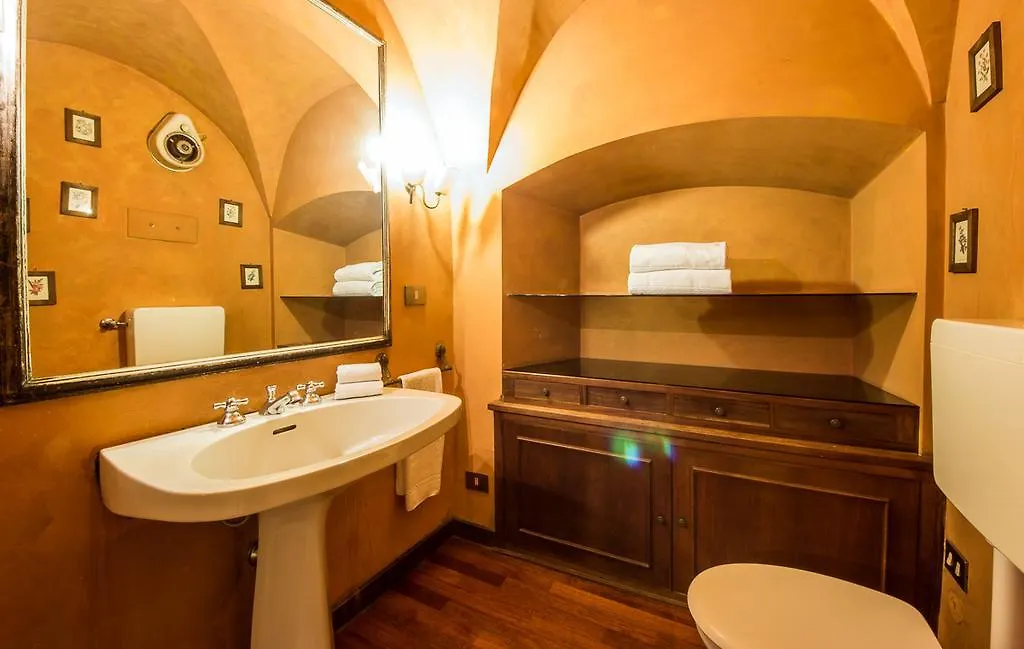 Santa Croce Elegant Studio Florence Italy
